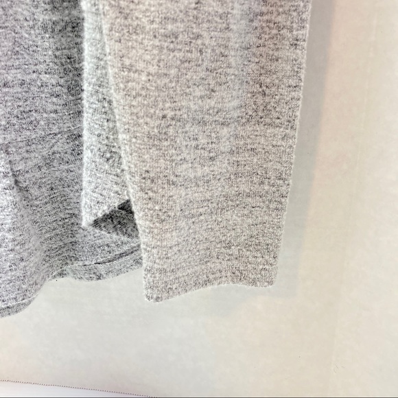 Banana Republic Ruffle Hem Top - Picture 4 of 8